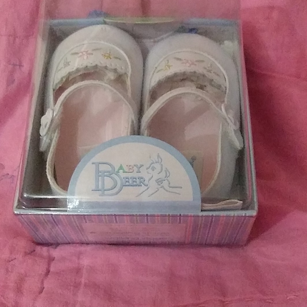 👡 Baby Girl walking shoes